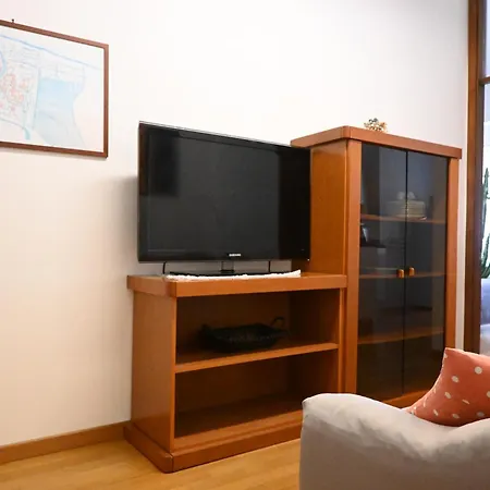 Apartment Bilocale In Centro, Con Vista Mare E Rotonda *