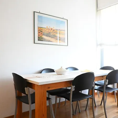 Bilocale In Centro, Con Vista Mare E Rotonda Senigallia