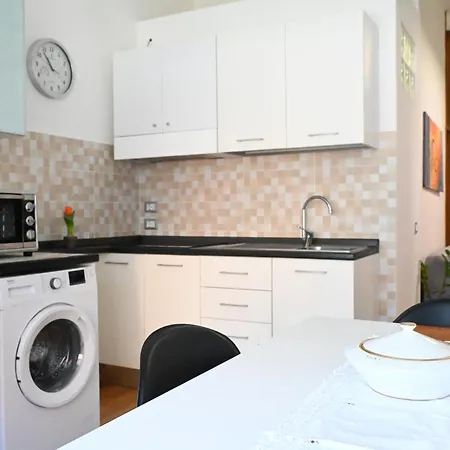 Bilocale In Centro, Con Vista Mare E Rotonda Senigallia