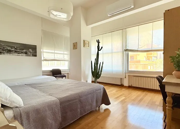 Bilocale In Centro, Con Vista Mare E Rotonda *